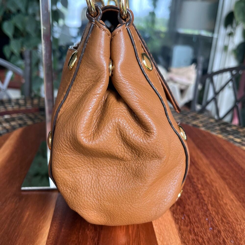 Michael Kors Delancy Brown Pebbled Leather Flap Gold Hardware Shoulder Bag EUC - Picture 11 of 15